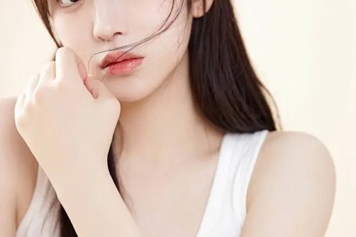 知名励志网红塌房困苦人设都是假的曾劝未成年女孩从事灰色行业